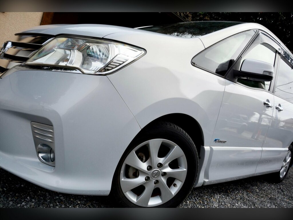Nissan Serena 2.0 Pure Drive S-hybrid 8 Seats White #13