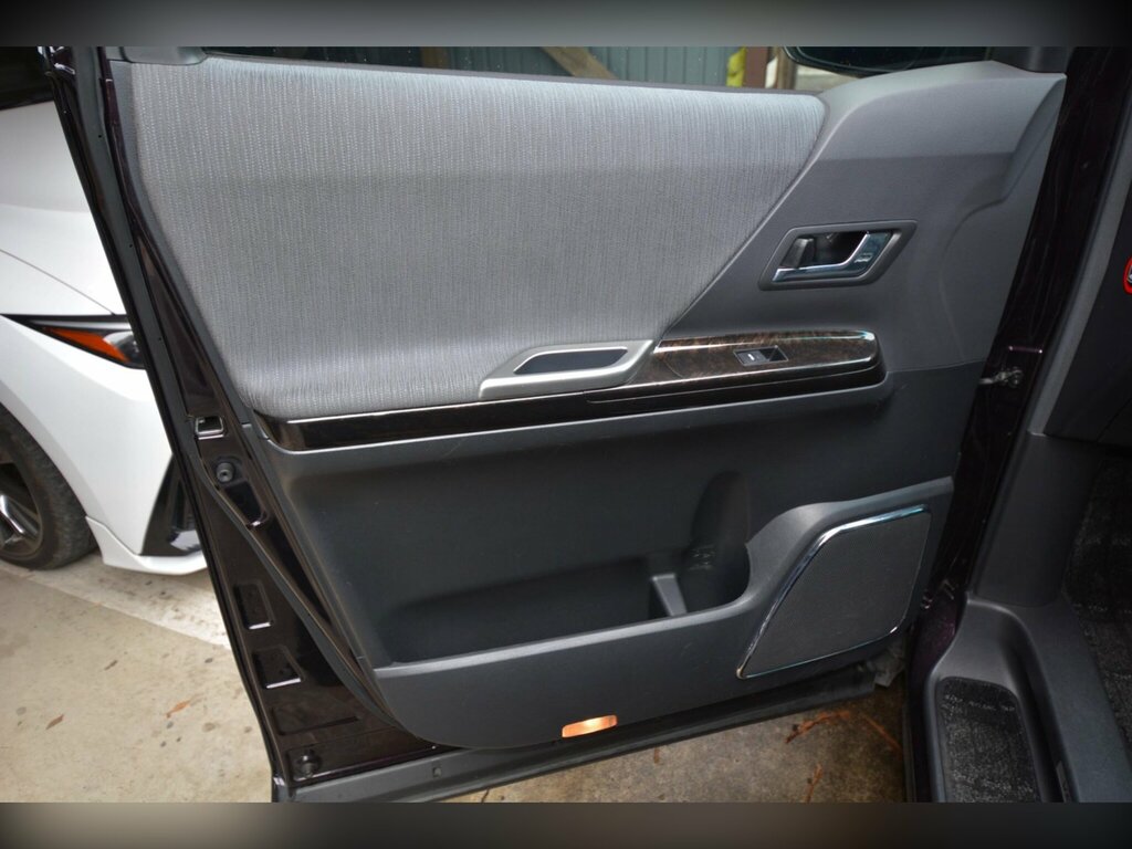 Toyota Vellfire Mpv Blue #31