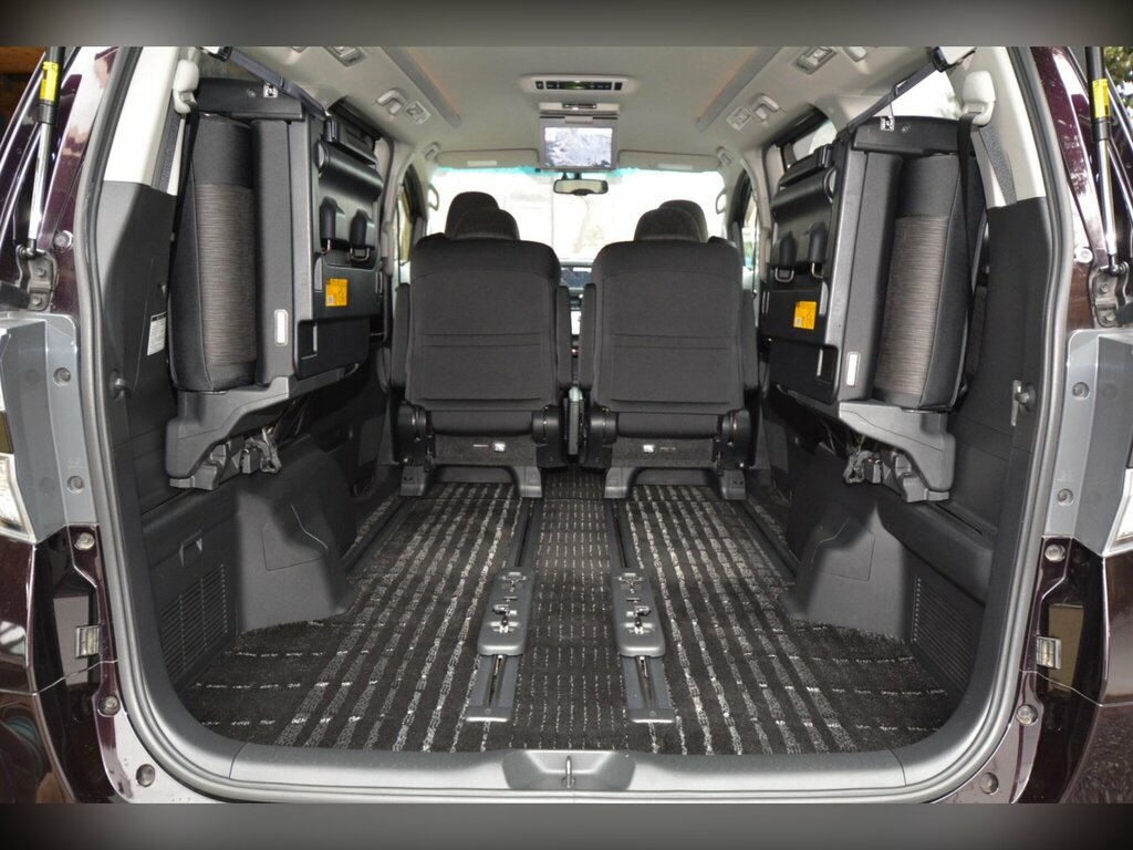 Toyota Vellfire Mpv Blue #44