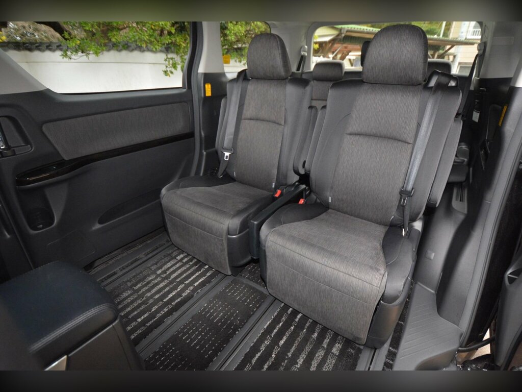 Toyota Vellfire Mpv Blue #34