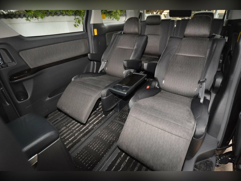 Toyota Vellfire Mpv Blue #39