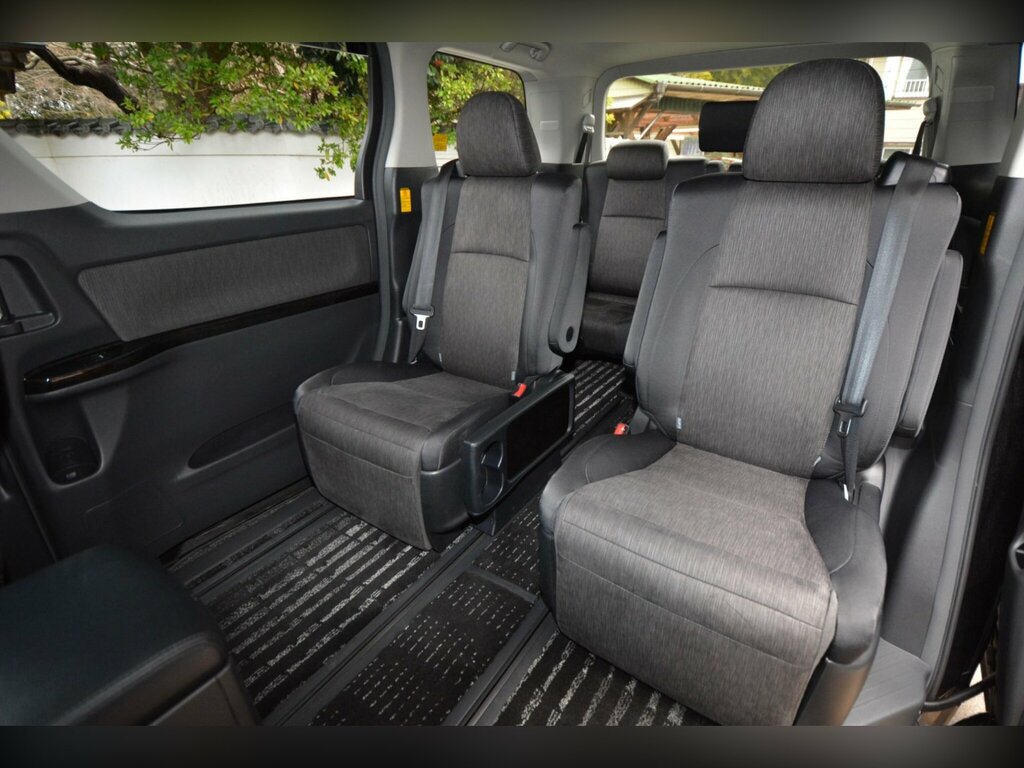 Toyota Vellfire Mpv Blue #33