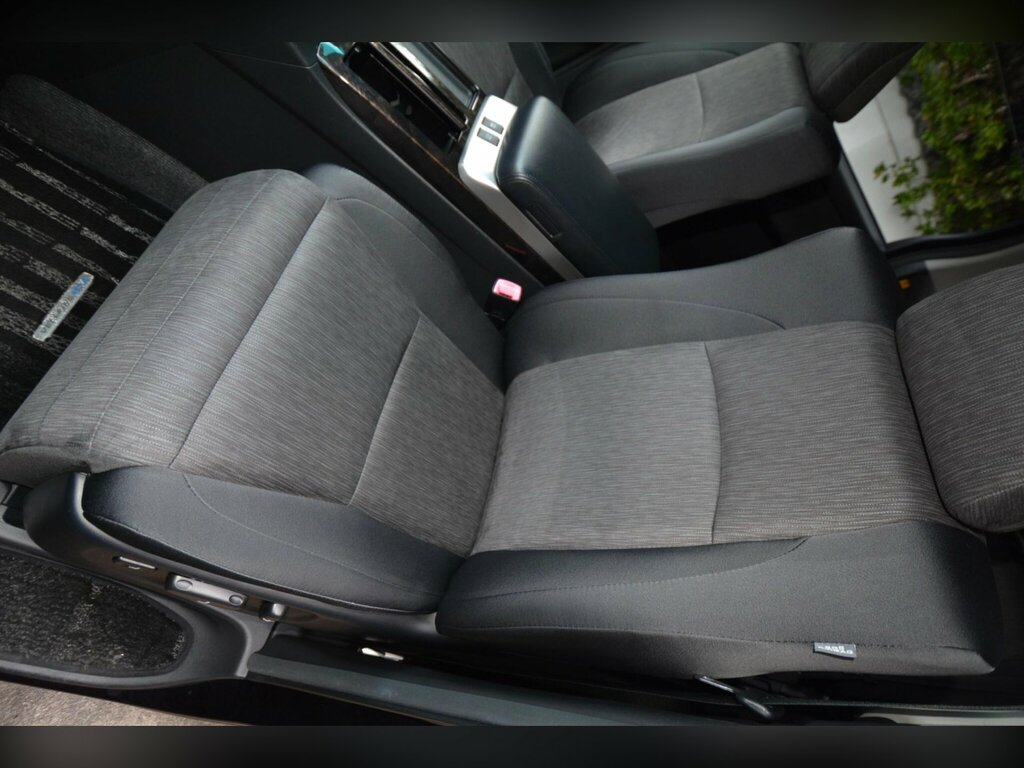 Toyota Vellfire Mpv Blue #29