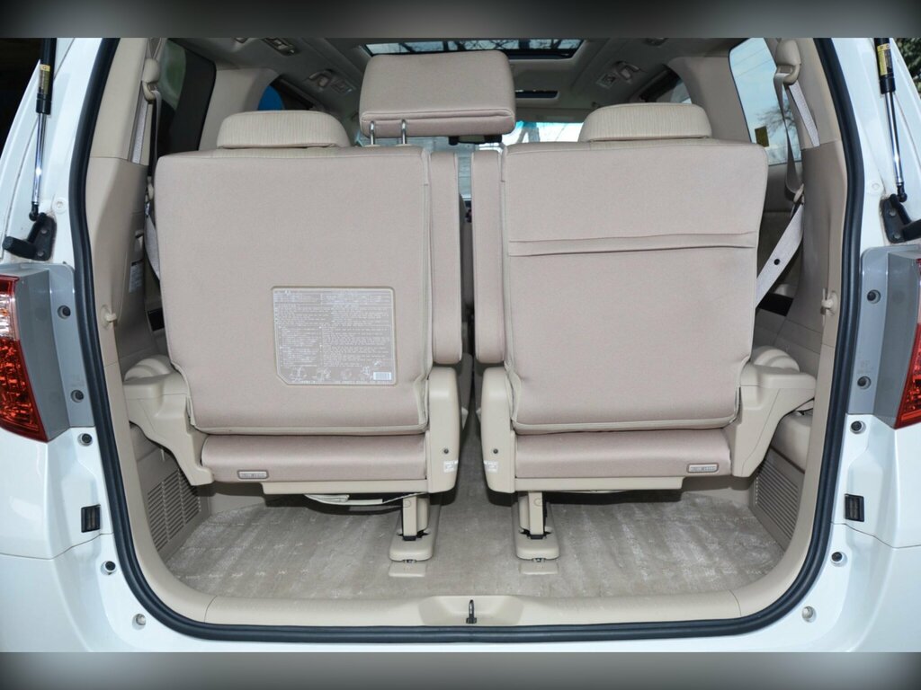 Toyota Alphard Mpv Silver #36