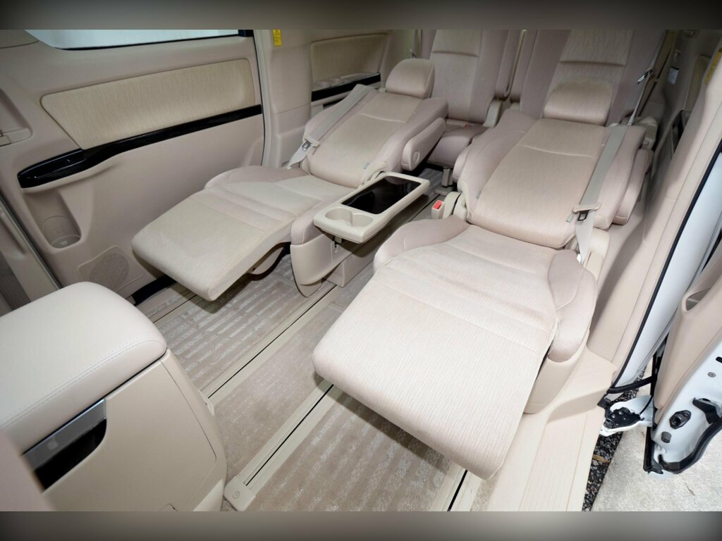 Toyota Alphard Mpv Silver #32