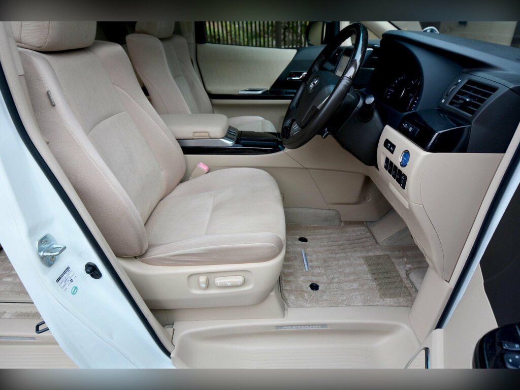 Toyota Alphard Mpv Silver #18