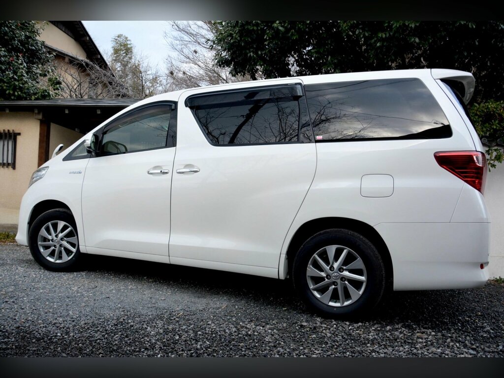 Toyota Alphard Mpv Silver #14
