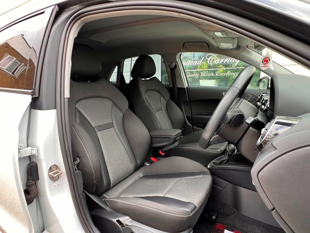 Audi A1 1.4 Tsi Sportback Edition - Fresh Import White #2