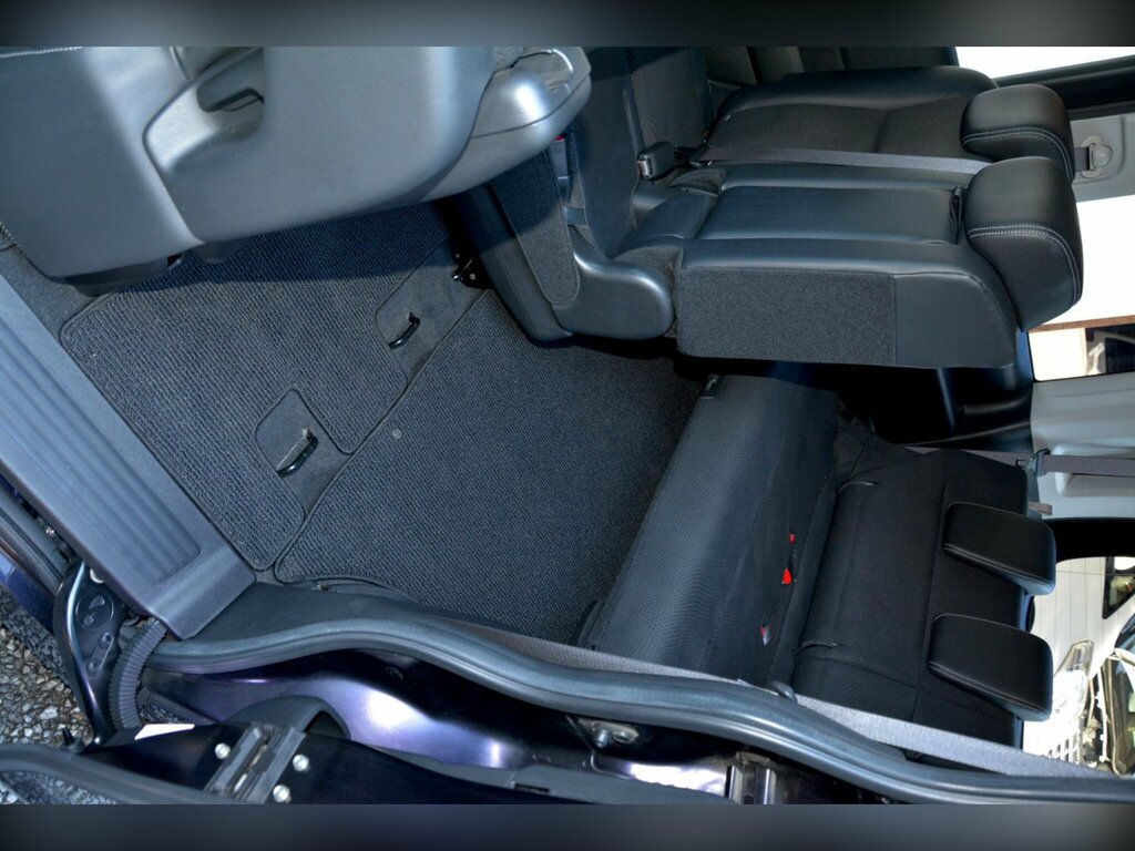 Honda StepWagon 2.0 Spada Front Disable Black #26
