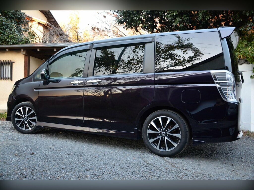 Honda StepWagon 2.0 Spada Front Disable Black #12