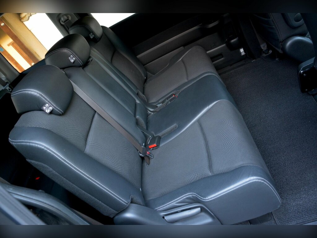Honda StepWagon 2.0 Spada Front Disable Black #19