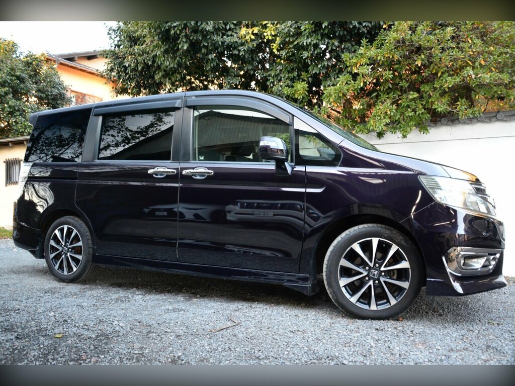 Honda StepWagon 2.0 Spada Z Cool Spirit Edition Purple #5