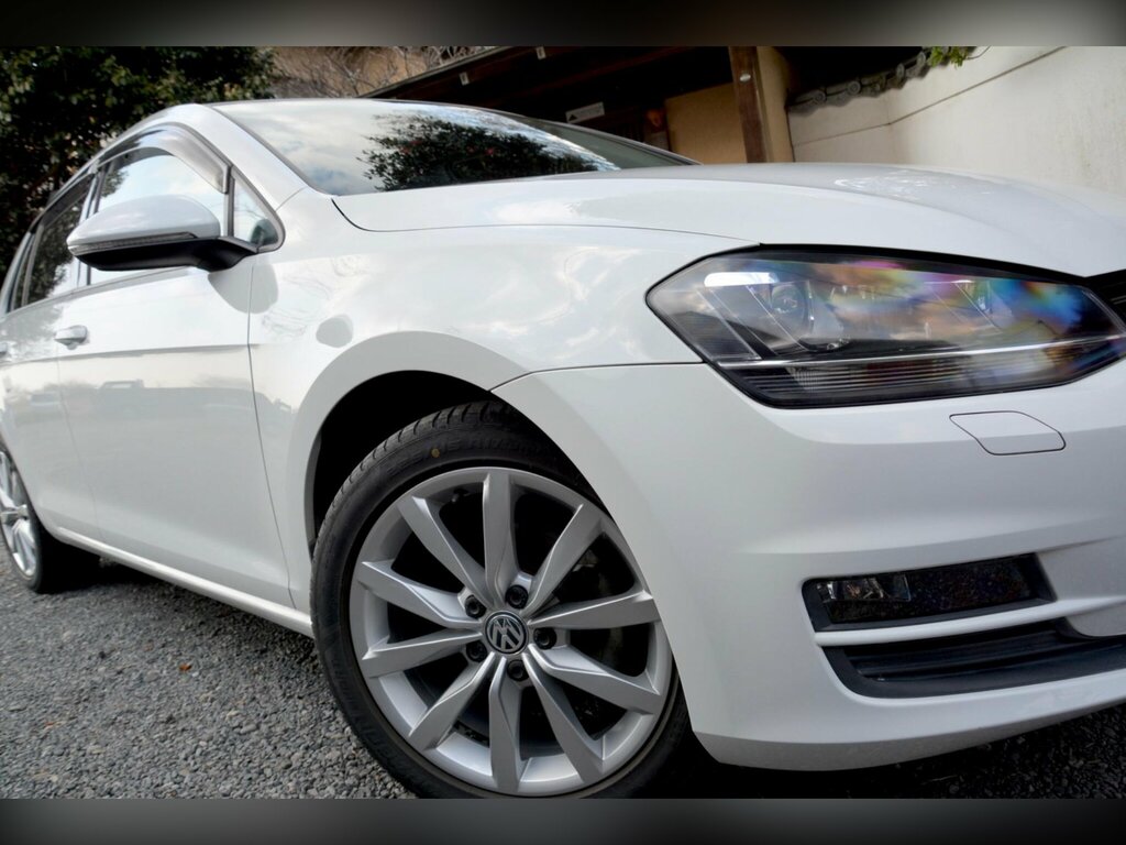 Volkswagen Golf 1.2 Tsi Comfort Line - Adaptive Cruise White #3
