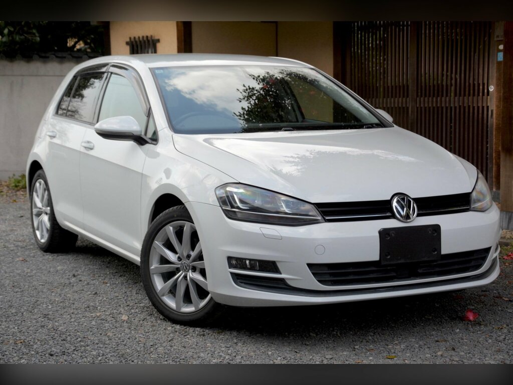 Volkswagen Golf 1.2 Tsi Comfort Line - Adaptive Cruise White