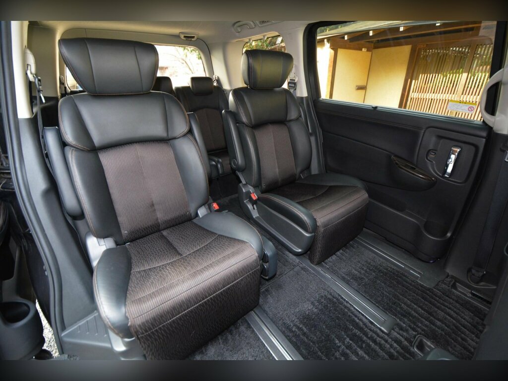 Nissan Elgrand Mpv 3.5 V6 Highway Star Premium Facelift E52 2015 White #21