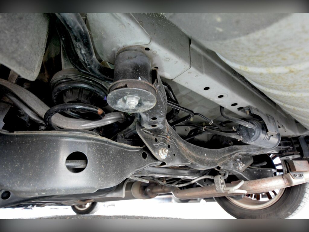 Nissan Elgrand Mpv 3.5 V6 Highway Star Premium Facelift E52 2015 White #63