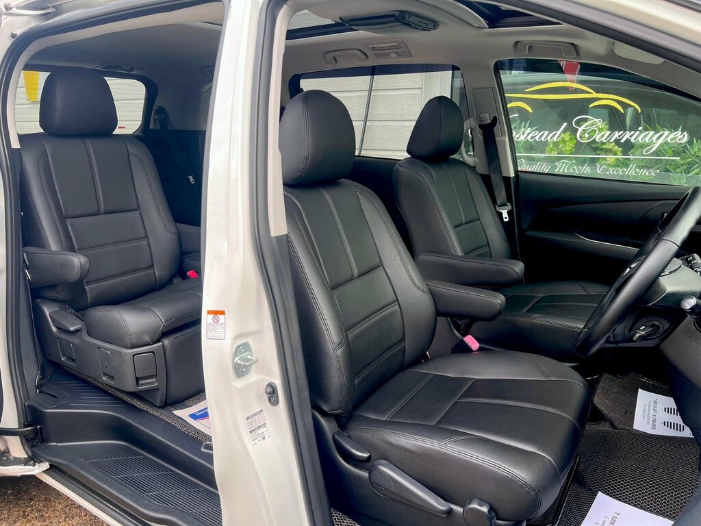 Toyota Estima G Blue #15