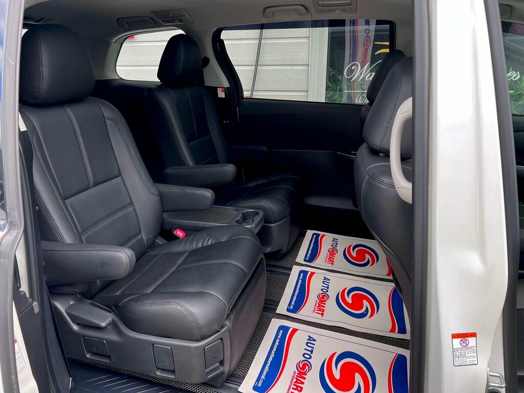 Toyota Estima G Blue #17
