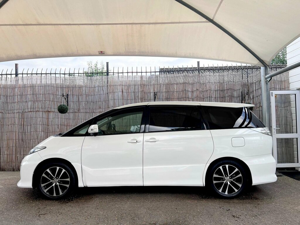Toyota Estima 2.4 Aeras -Twin Sunroof-leather White #3