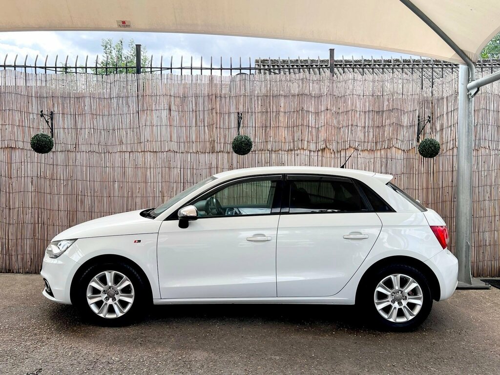 Audi A1 1.4Tfsi- S Line Edition KF64MZE White #4