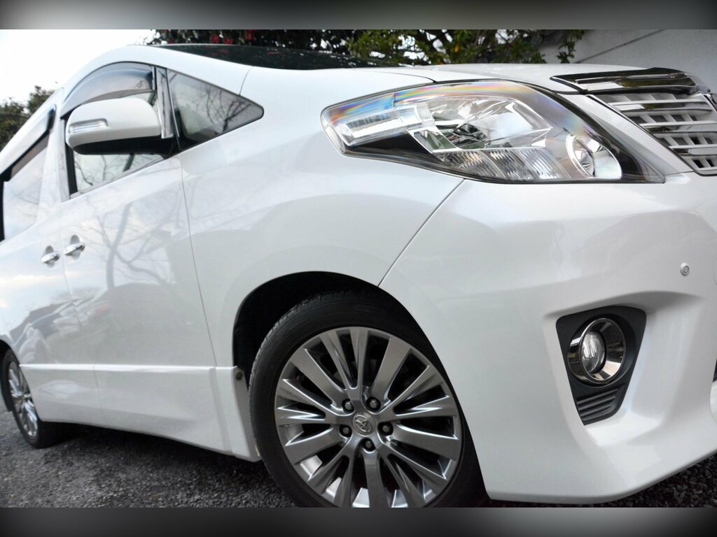 Toyota Alphard 3.5 V6 S Type Gold-twin Sunroof- Leather White #6