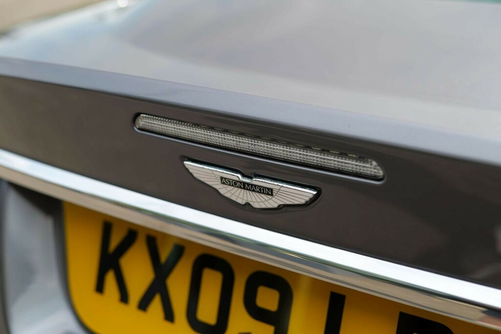 Aston Martin DBS 6.0 V12 T-tronicii Euro 4 2-Door Black #14