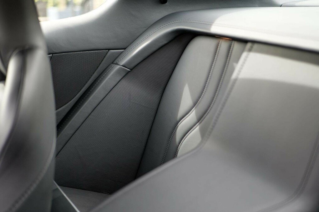 Aston Martin DBS 6.0 V12 T-tronicii Euro 4 2-Door Black #25