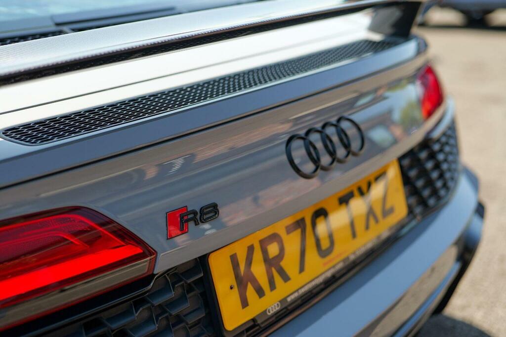 Audi R8 Yellow #17