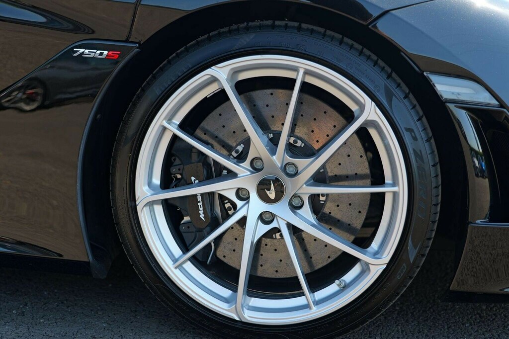 McLaren V8 Ssg #9