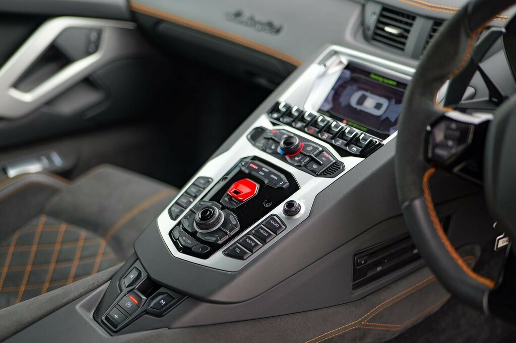 Lamborghini Aventador S #22
