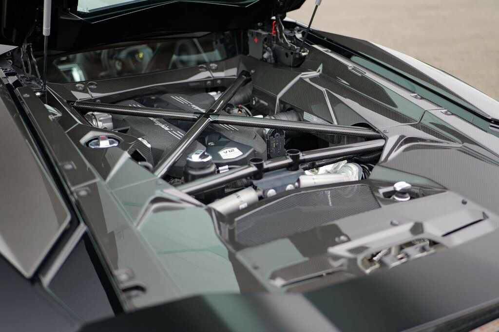 Lamborghini Aventador S #19