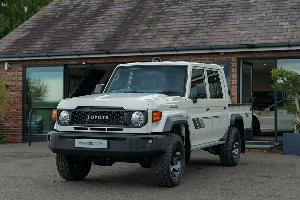 Toyota Land Cruiser Automatic Grey #3
