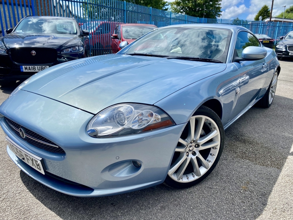 Jaguar XK 4.2 Coupe Blue #2
