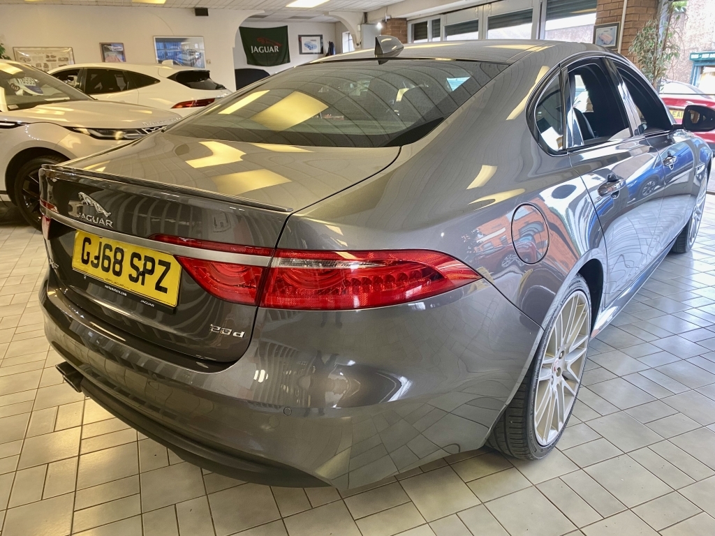 Jaguar XF 2.0 D R-sport Grey #6