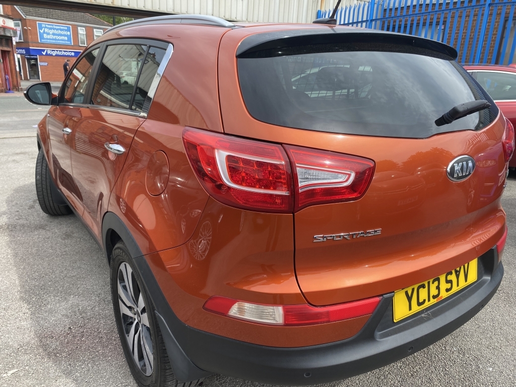 Kia Sportage 2.0 Kx-4 Crdi Orange #4