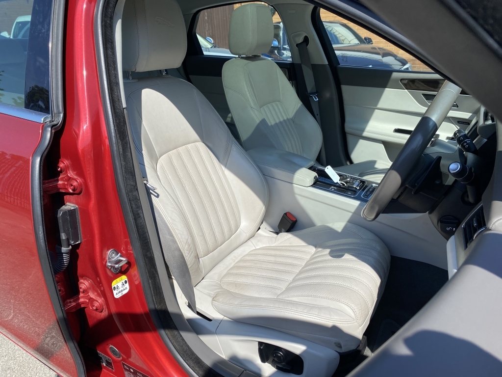Jaguar XF V6 S 300 4-Door 1 Owner From New 10 Jag Services S Black #21