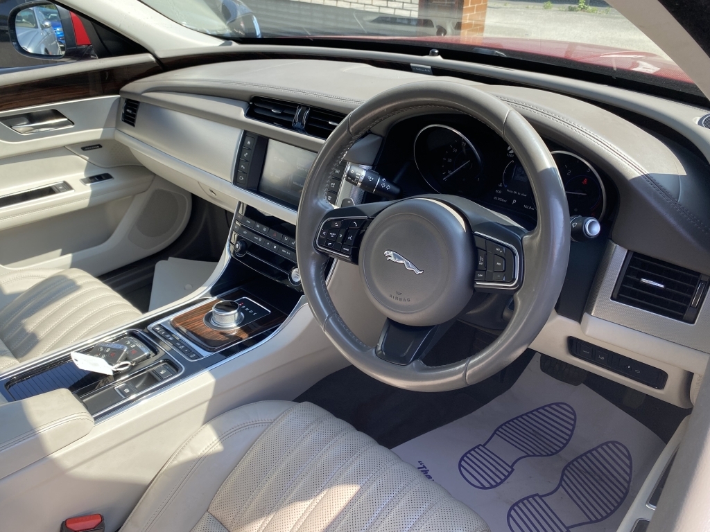 Jaguar XF V6 S 300 4-Door 1 Owner From New 10 Jag Services S Black #14