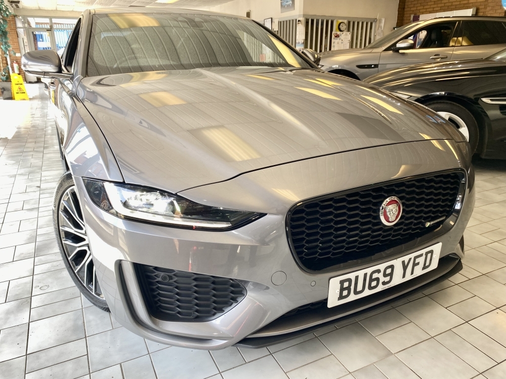 Jaguar XE Saloon 2.0 R-dynamic S EX10DUG Grey #2