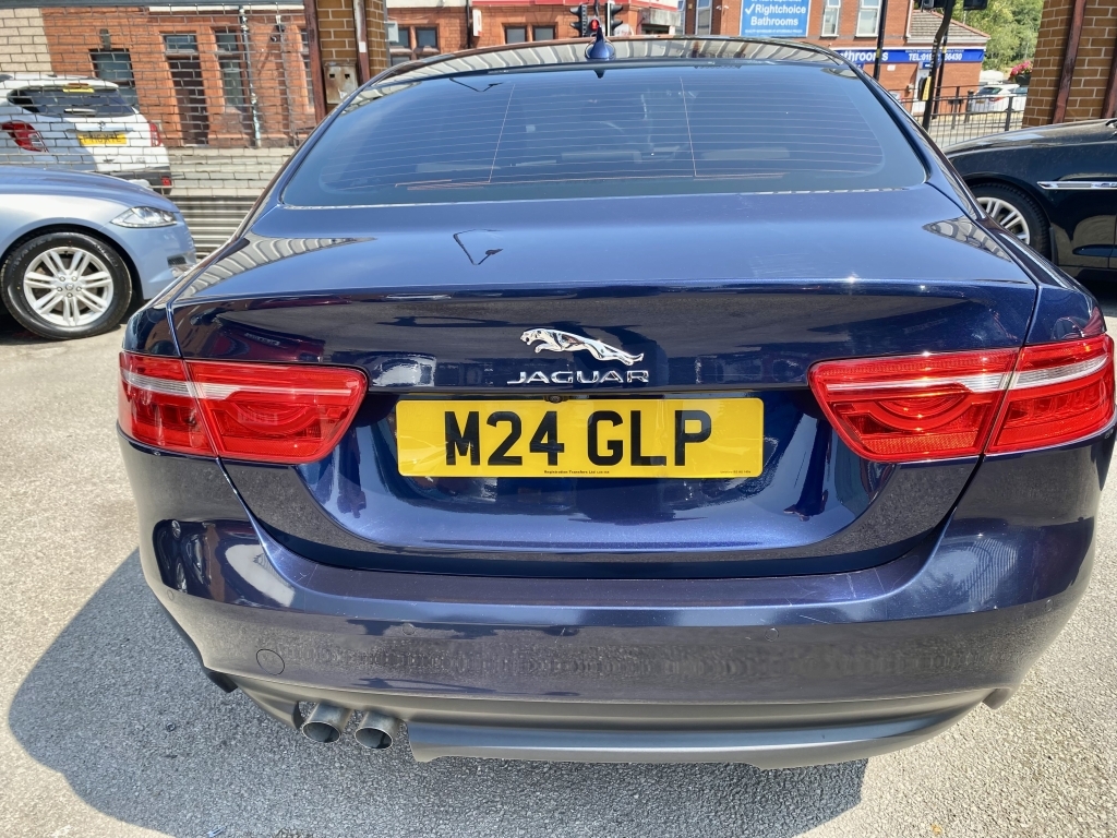 Jaguar XE 2.0 Portfolio Blue #4