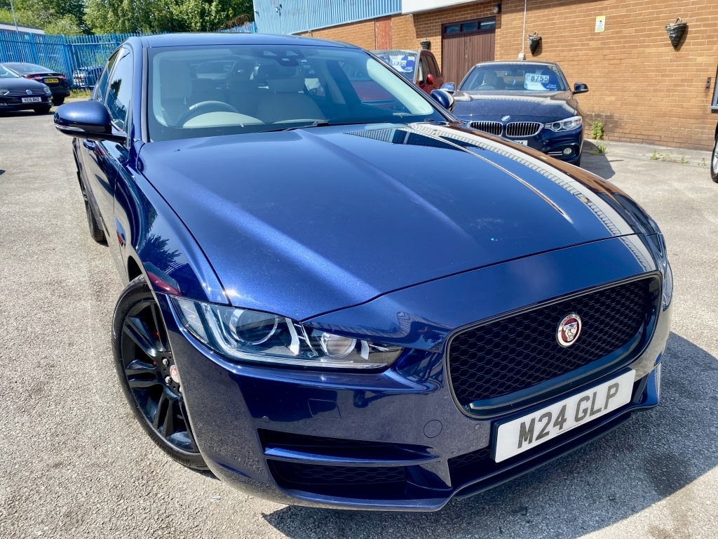 Jaguar XE 2.0 Portfolio Blue #2