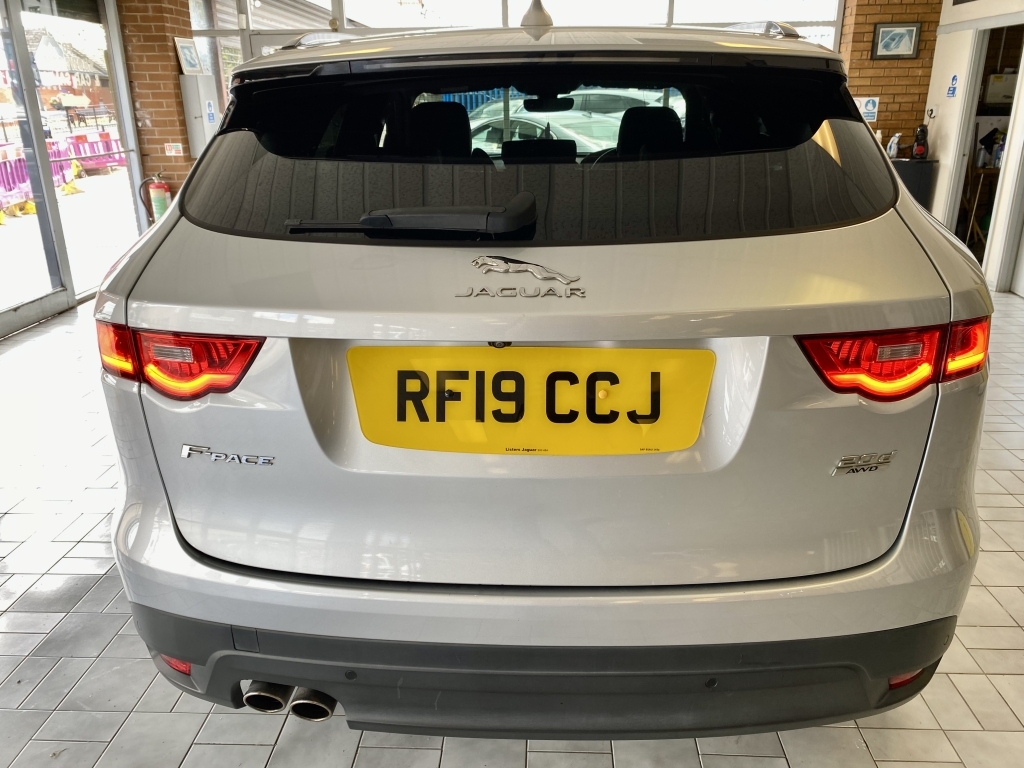 Jaguar F-Pace 2.0 R-sport Awd Silver #6