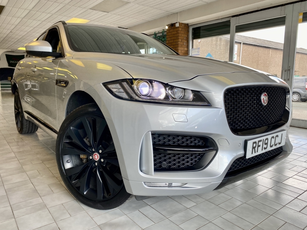 Jaguar F-Pace 2.0 R-sport Awd Silver