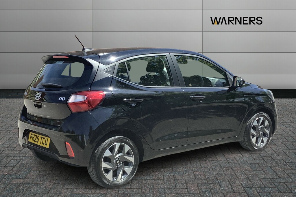 Hyundai I10 1.0 63 Advance Nav Black #4