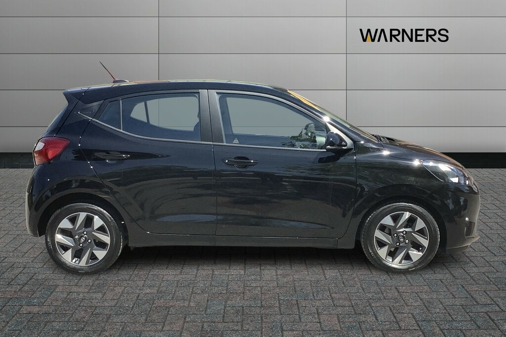 Hyundai I10 1.0 63 Advance Nav Black #6
