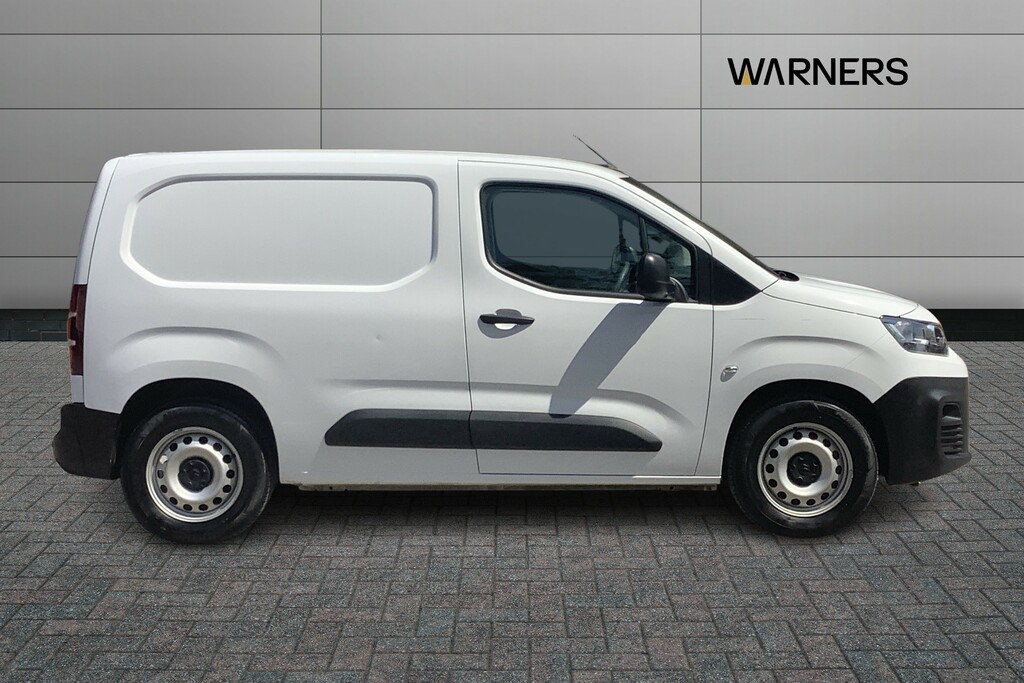 Citroen e-Berlingo 800 100Kw 50Kwh Enterprise Edition White #6