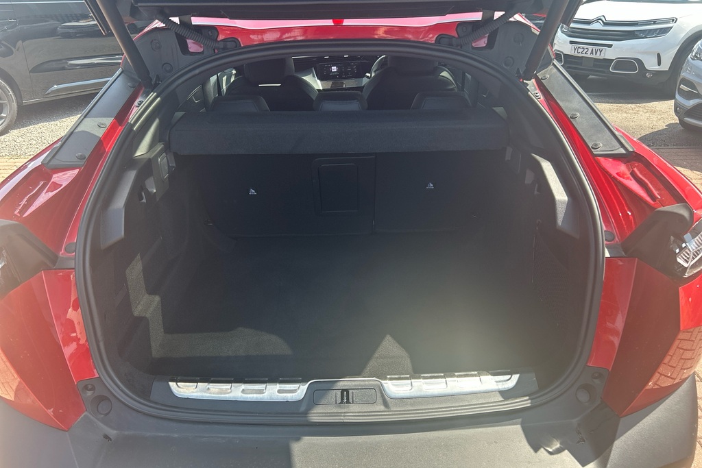 Peugeot 408 1.6 12.4Kwh Gt Fastback Plug-in Hybrid #13