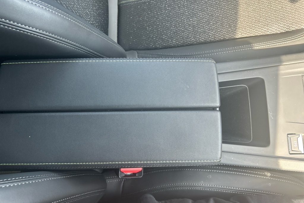 Peugeot 408 1.6 12.4Kwh Gt Fastback Plug-in Hybrid #27