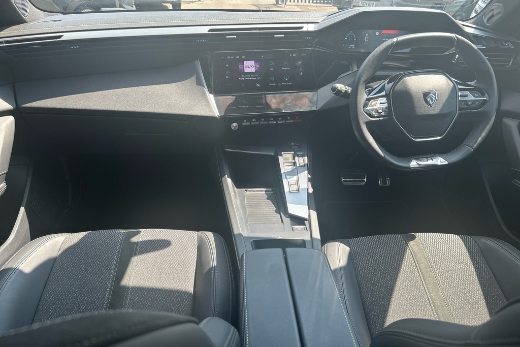 Peugeot 408 1.6 12.4Kwh Gt Fastback Plug-in Hybrid #8