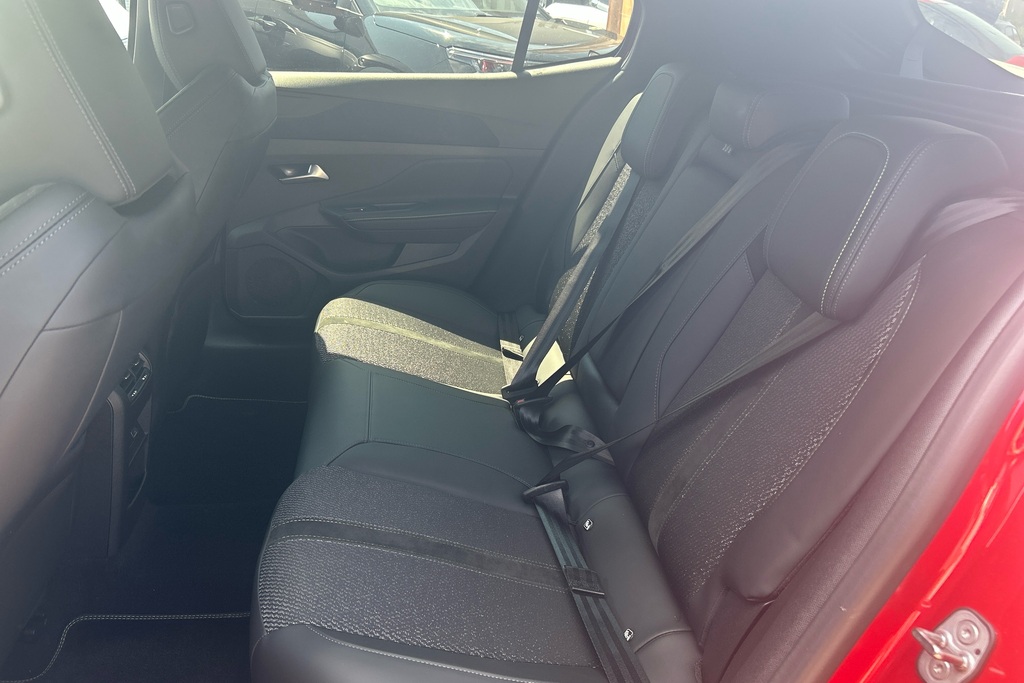 Peugeot 408 1.6 12.4Kwh Gt Fastback Plug-in Hybrid #10