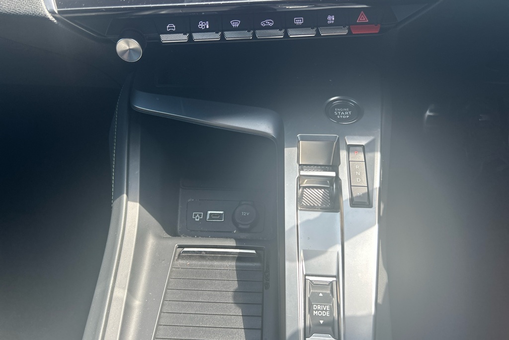 Peugeot 408 1.6 12.4Kwh Gt Fastback Plug-in Hybrid #26